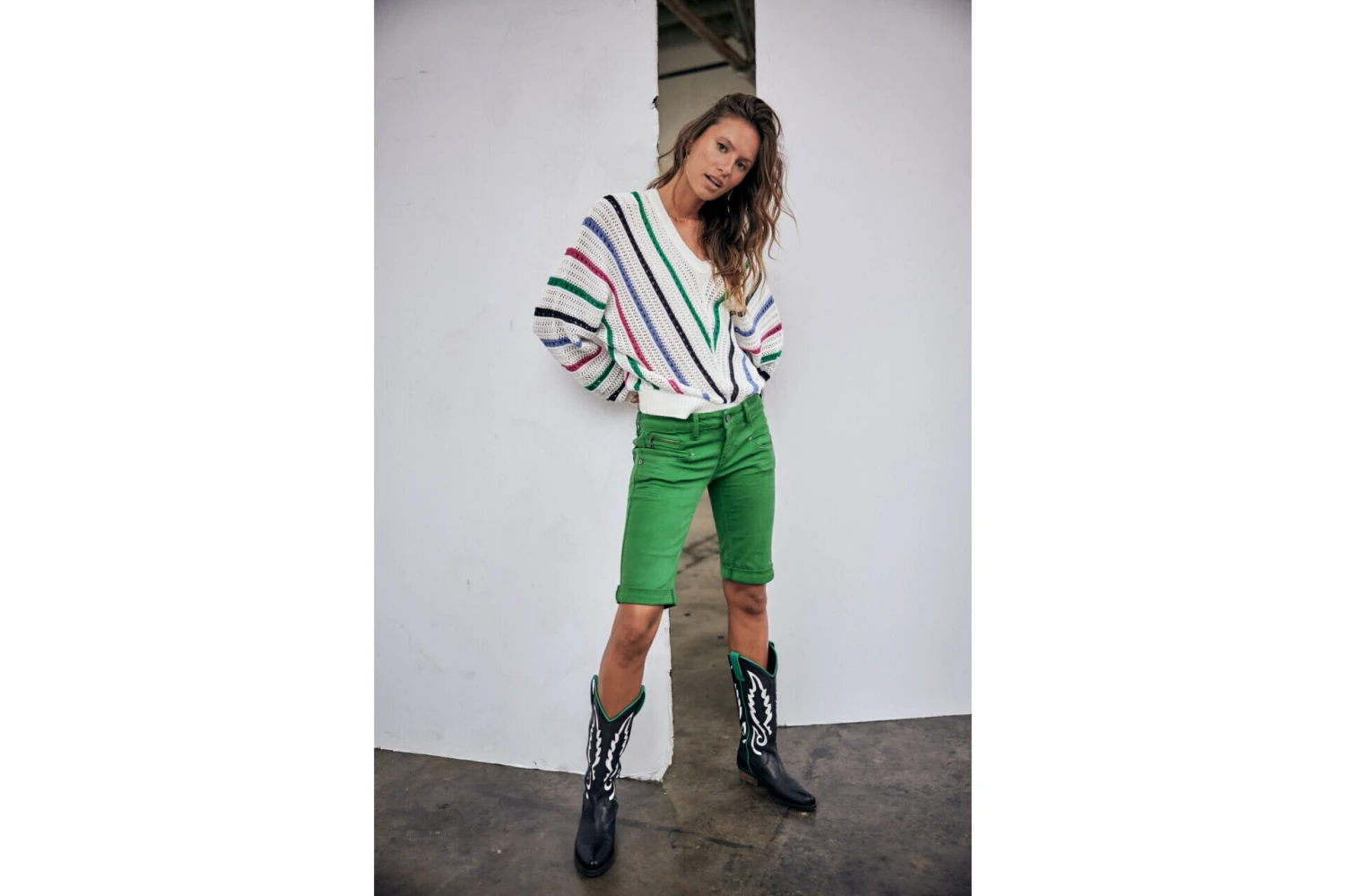 Freeman T. Porter Belixa New Magic Color Bermuda Slim Femme, Foliage Green – Image 5