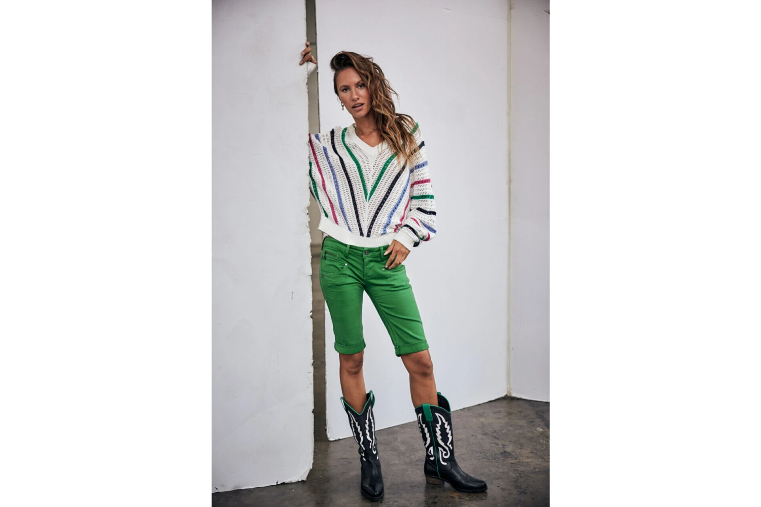 Freeman T. Porter Belixa New Magic Color Bermuda Slim Femme, Foliage Green – Image 6