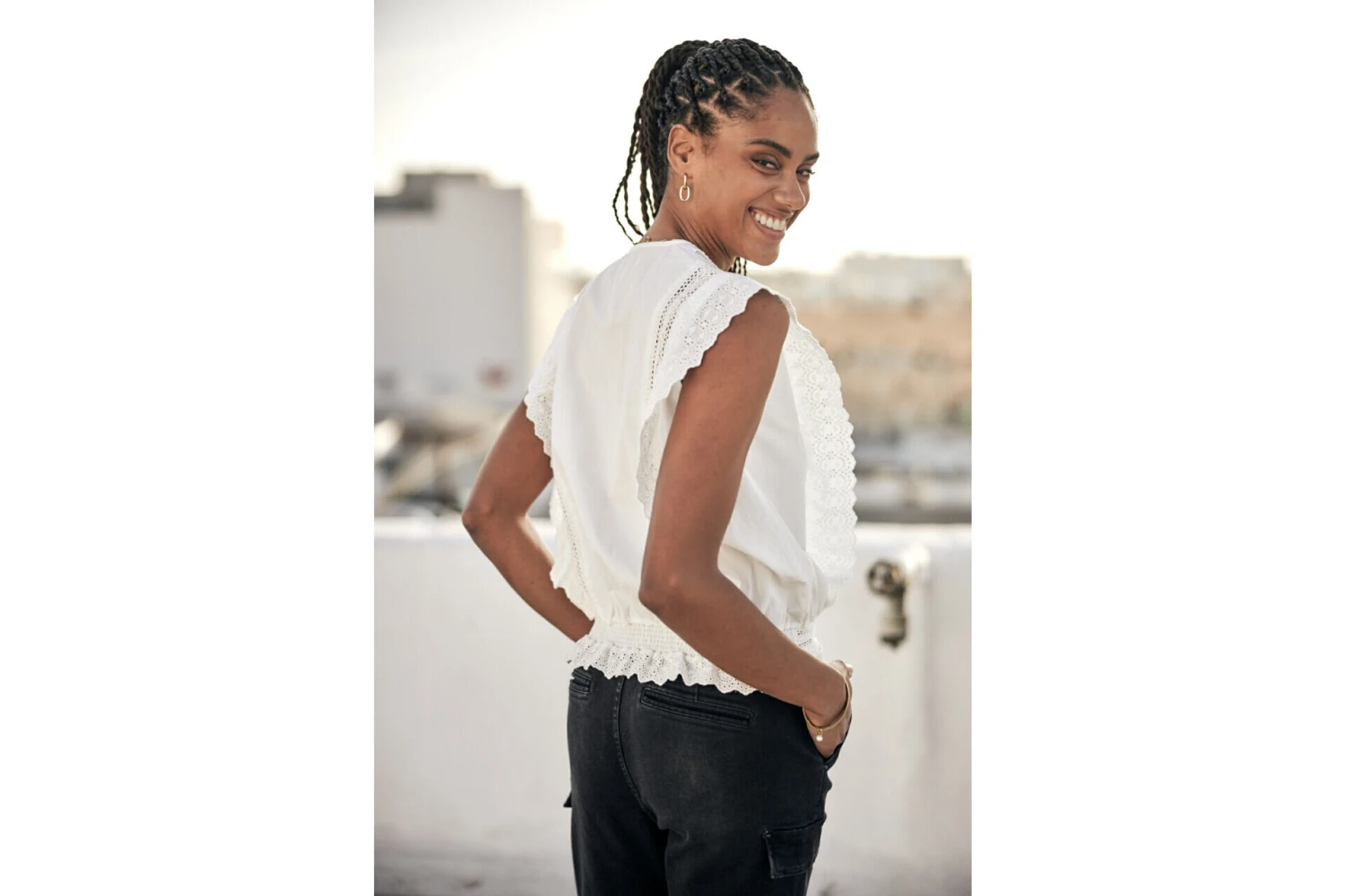 Freeman T. Porter Bernia Lace Top Sans Manches Femme, White – Image 2