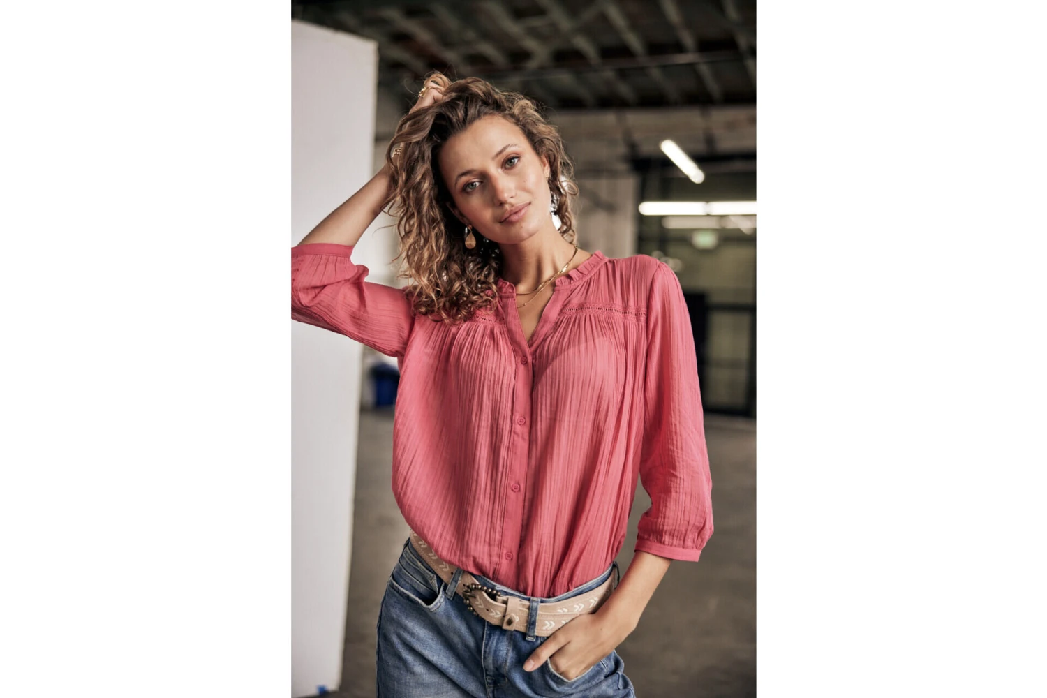 Freeman T. Porter Brune Plain Color Blouse évasée Femme, Holly Berry – Image 4