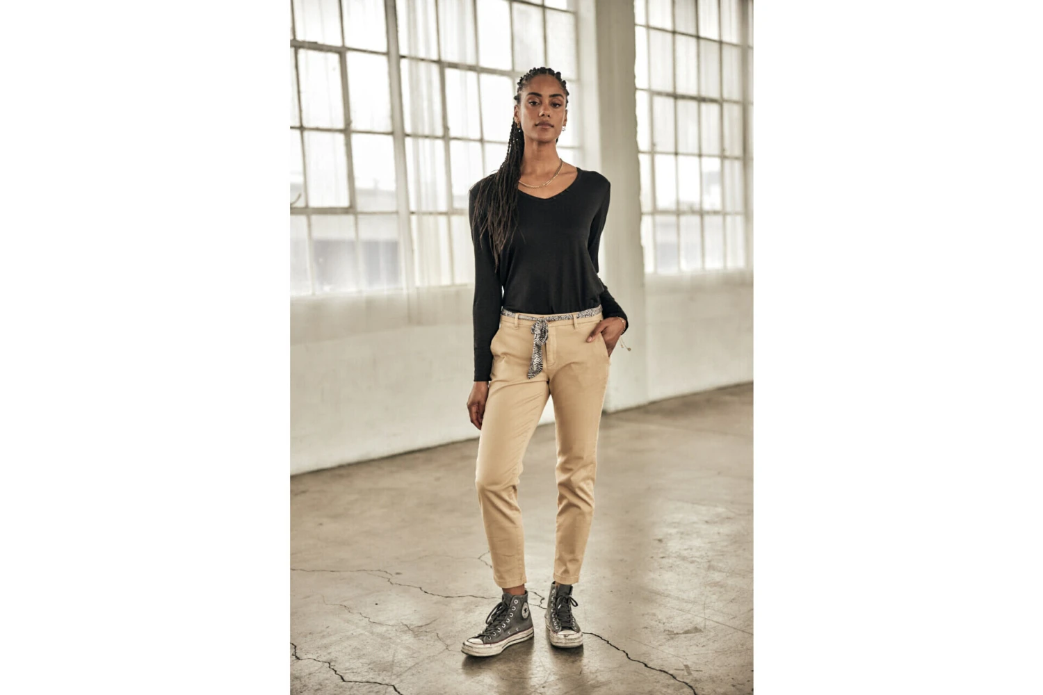 Freeman T. Porter Claudia Felicita Pantalon Chino Femme, Irish Cream – Image 2