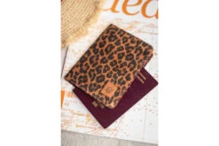 Freeman T. Porter Krishna Leo Etui Passeport Léopard , Camel