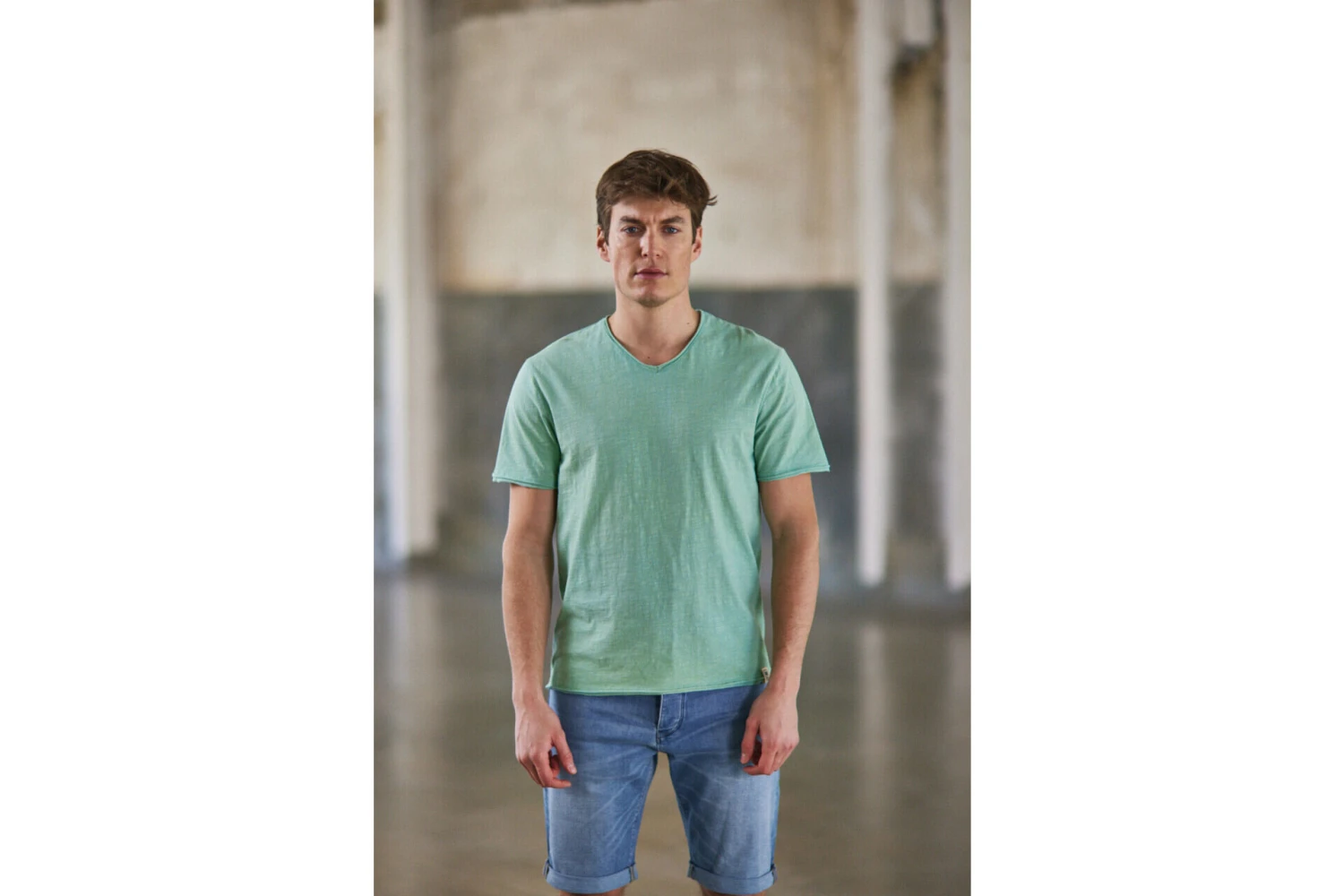 Freeman T. Porter Leandro Kansas T-shirt Col V Homme, Subtle Green – Image 3
