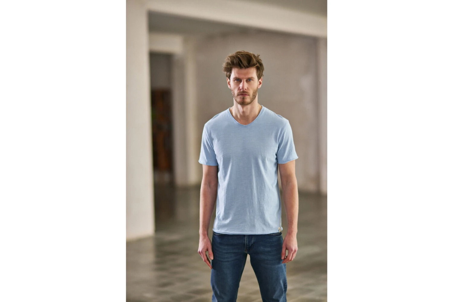 Freeman T. Porter Leandro Kansas T-shirt Col V Homme, Blue Sky – Image 2