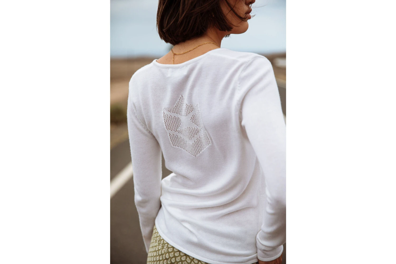 Freeman T. Porter Lorelia Pull Ajusté Col V Femme, White – Image 2