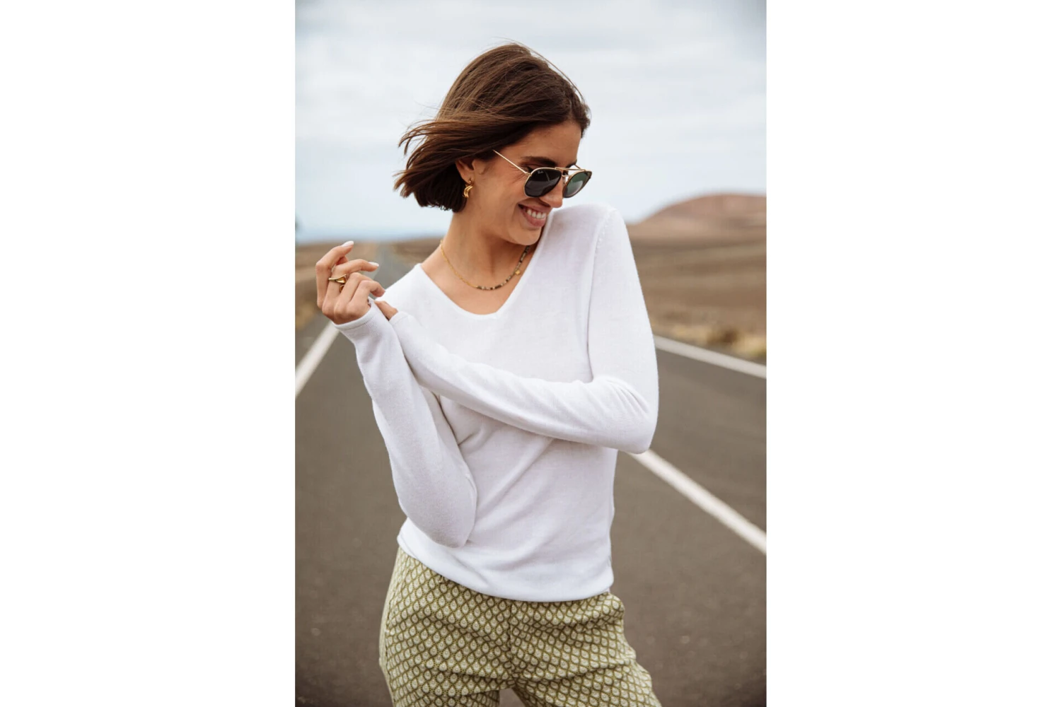 Freeman T. Porter Lorelia Pull Ajusté Col V Femme, White – Image 8