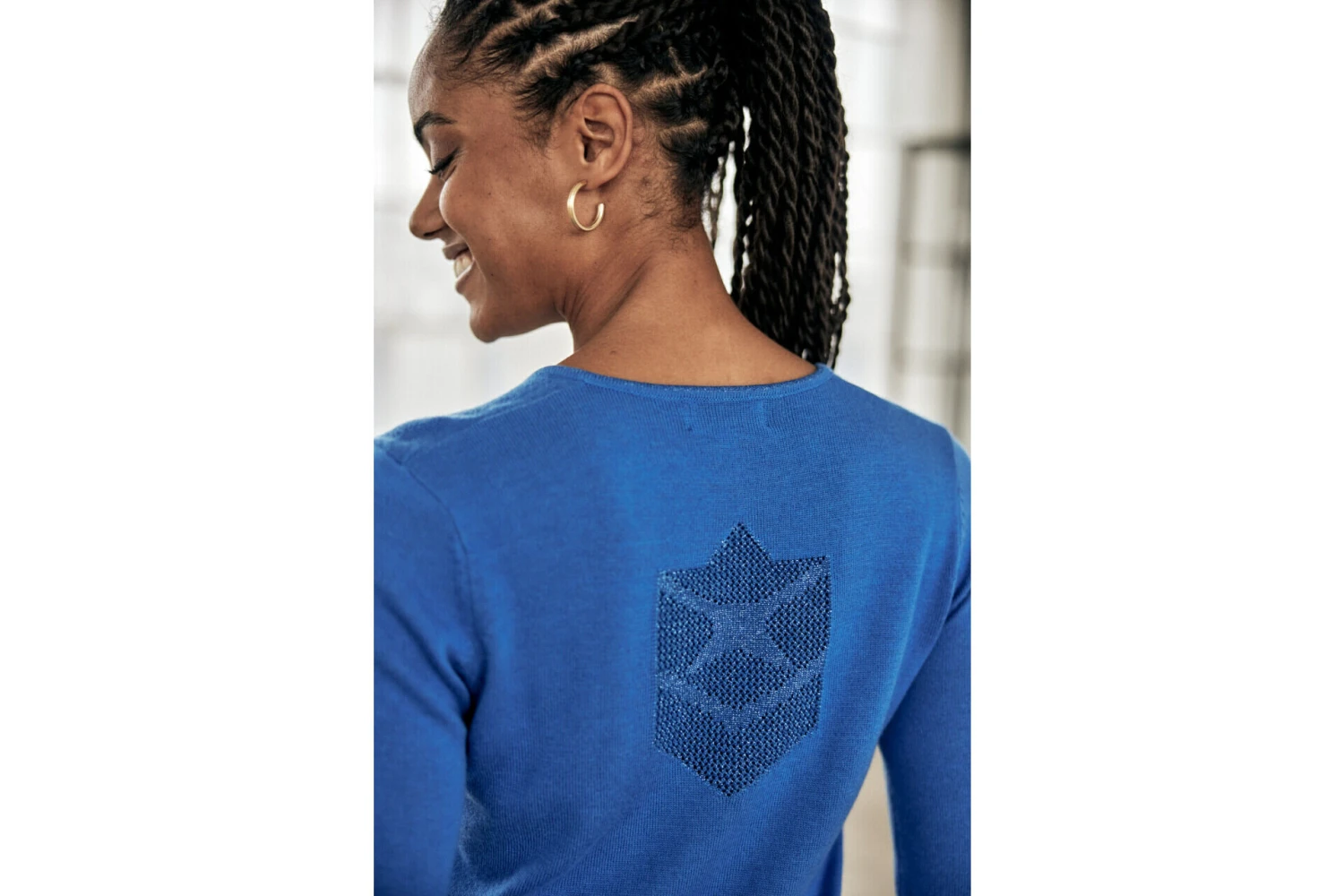 Freeman T. Porter Lorelia Pull Ajusté Col V Femme, Princess Blue – Image 2