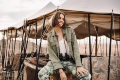 Freeman T. Porter Maylis Wild Veste Saharienne Clous Femme, Light Khaki