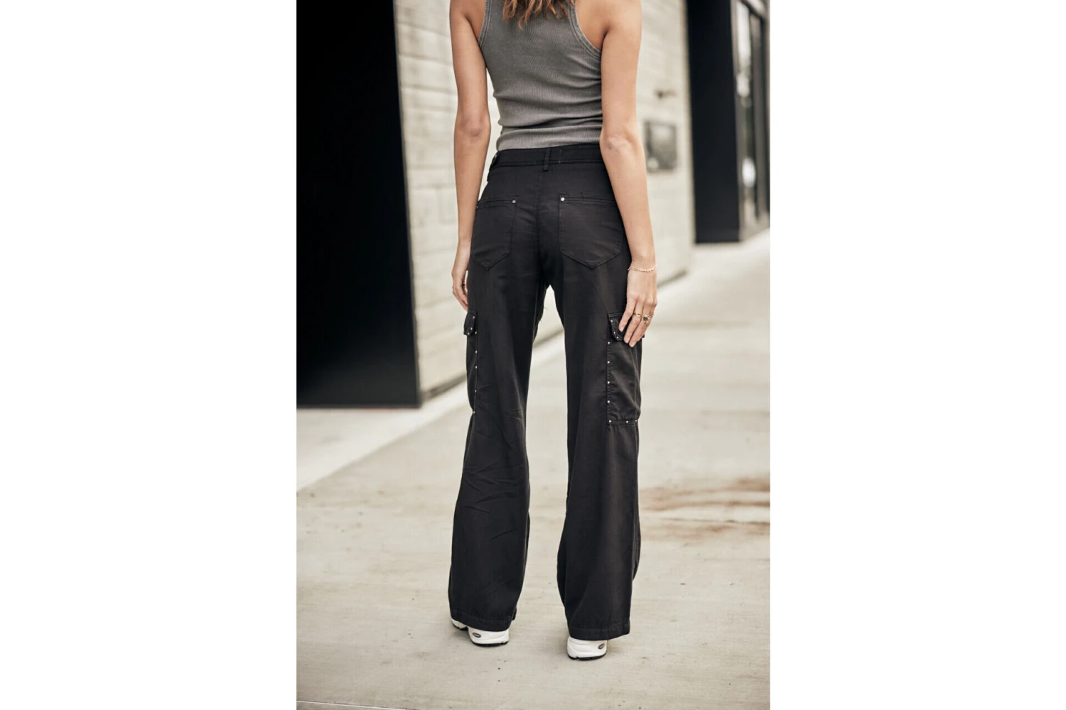 Freeman T. Porter Moxie Jazz Pantalon Cargo Flare Femme, Black – Image 11