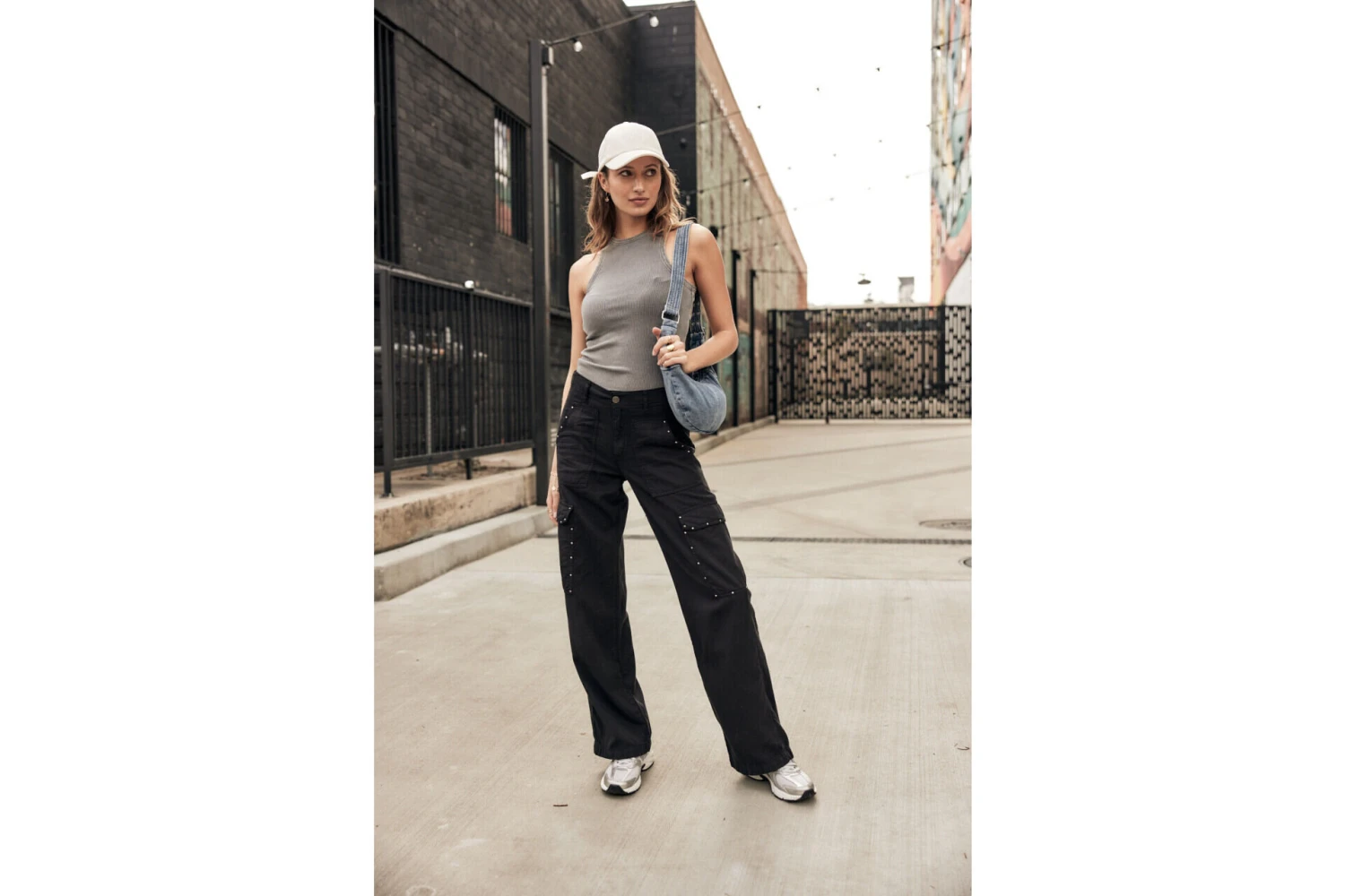 Freeman T. Porter Moxie Jazz Pantalon Cargo Flare Femme, Black – Image 14