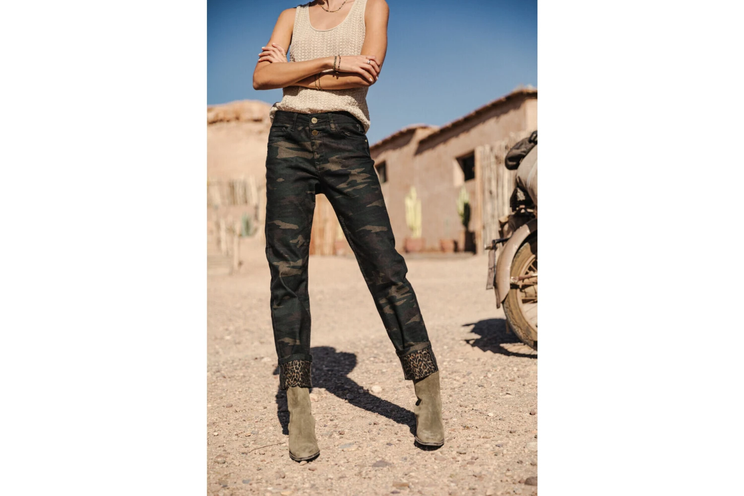 Freeman T. Porter Salomé Getaway Pantalon Imprimé à Revers Femme, Original – Image 2