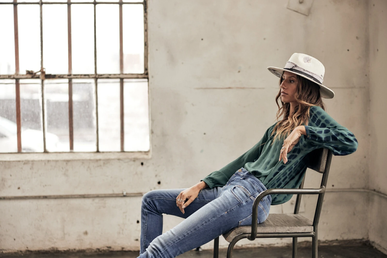 Freeman T. Porter Talma Tie & Dye Blouse Ample Manches Longues Femme, Mallard Green – Image 3