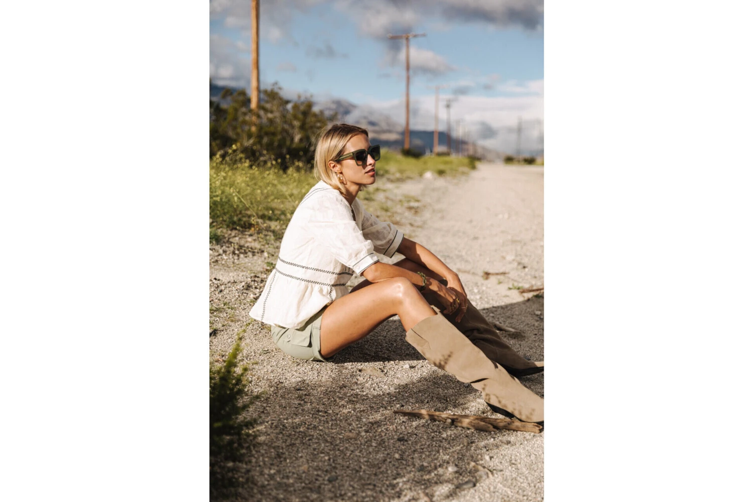 Freeman T. Porter Telinda Plain Color Blouse Ample Décolletée Femme, Ecru – Image 4