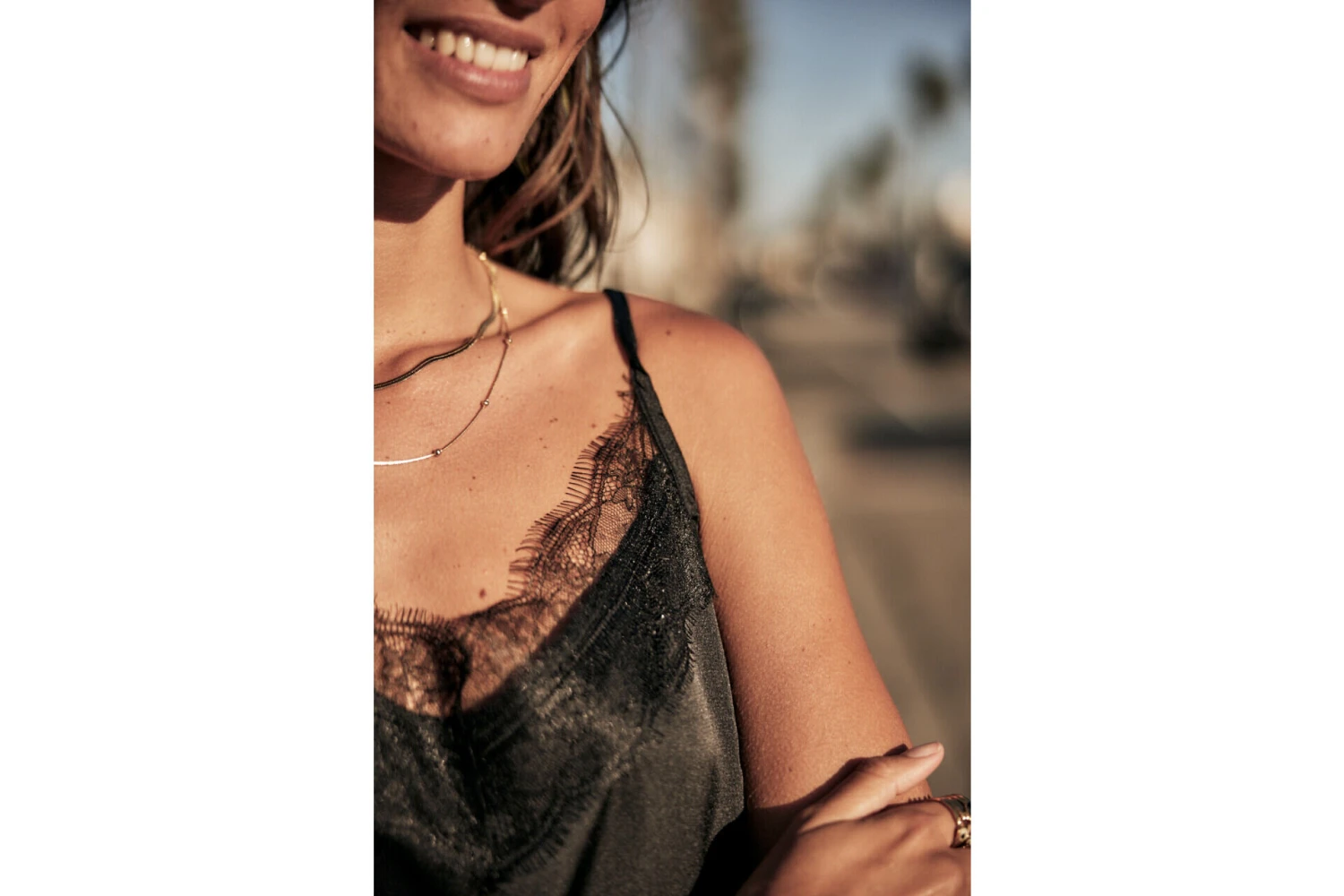 Freeman T. Porter Thylia Lace Fabric Mix Caraco Décolleté Dentelle Femme, Black – Image 4