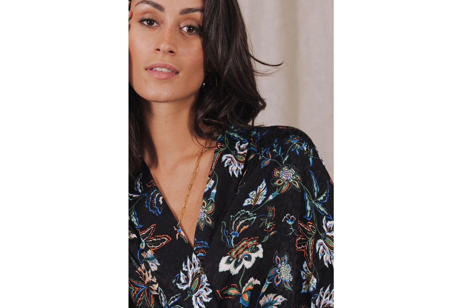 Freeman T. Porter Triane Florescent Top Kimono Imprimé Femme, Black – Image 13