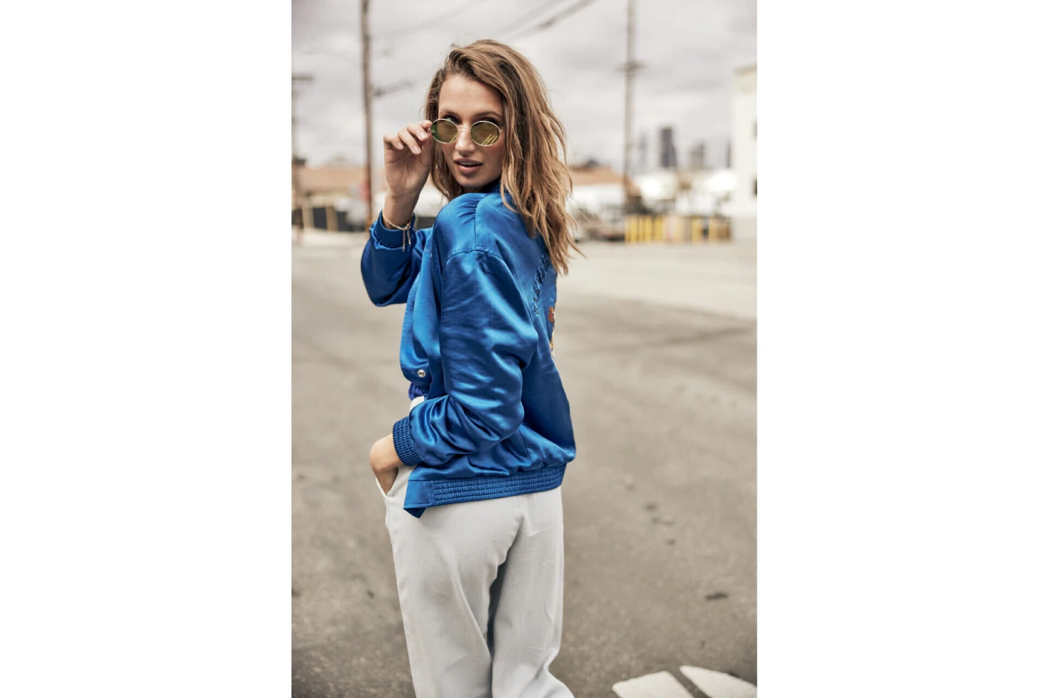 Freeman T. Porter Troopie Snake Bomber Satiné Brodé Femme, Electric Blue – Image 6