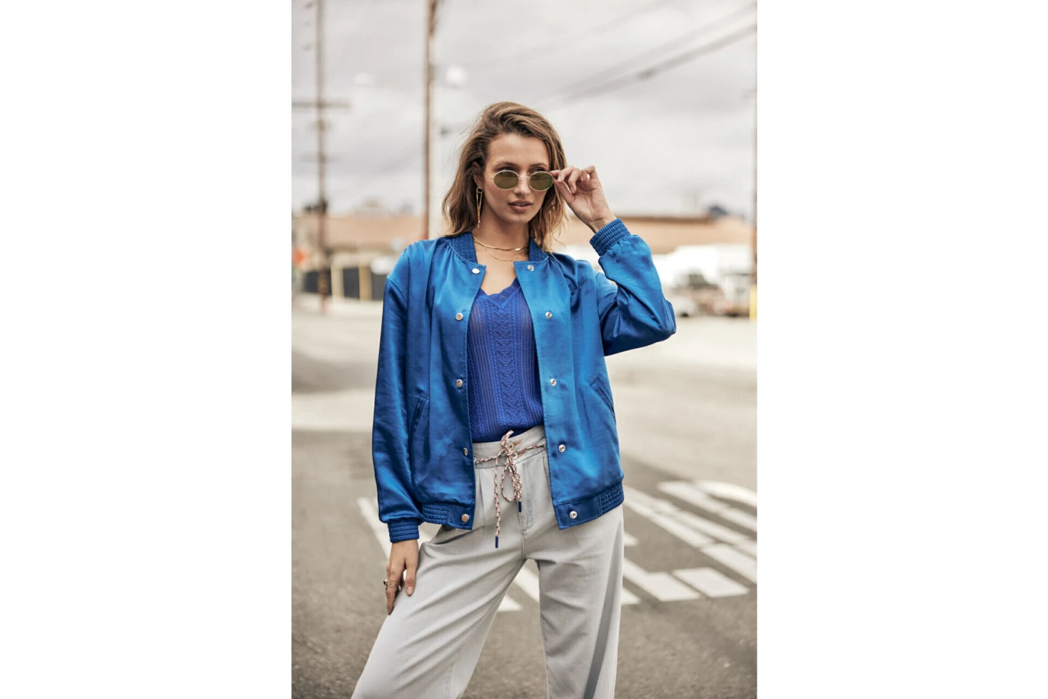 Freeman T. Porter Troopie Snake Bomber Satiné Brodé Femme, Electric Blue – Image 9
