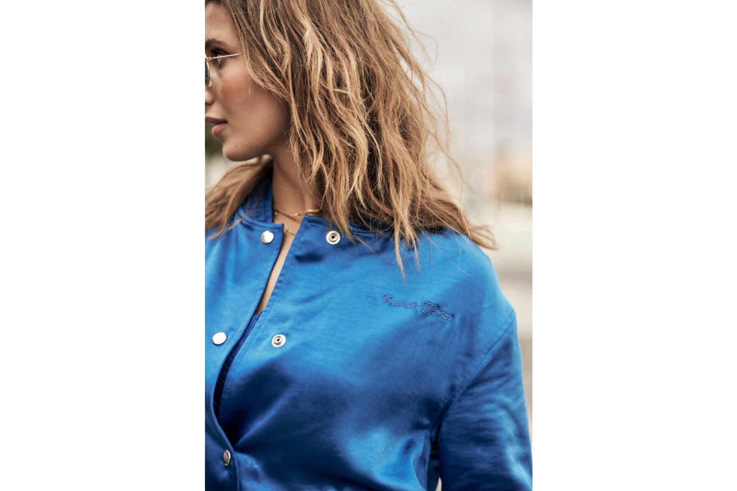 Freeman T. Porter Troopie Snake Bomber Satiné Brodé Femme, Electric Blue – Image 11