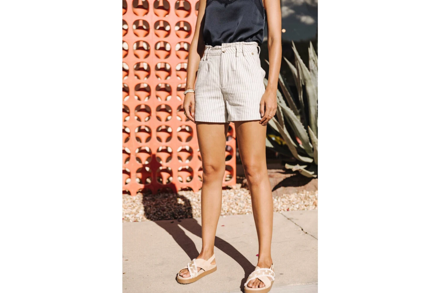 Freeman T. Porter Vanessa Varda Short Coupe Large Femme, Original – Image 4