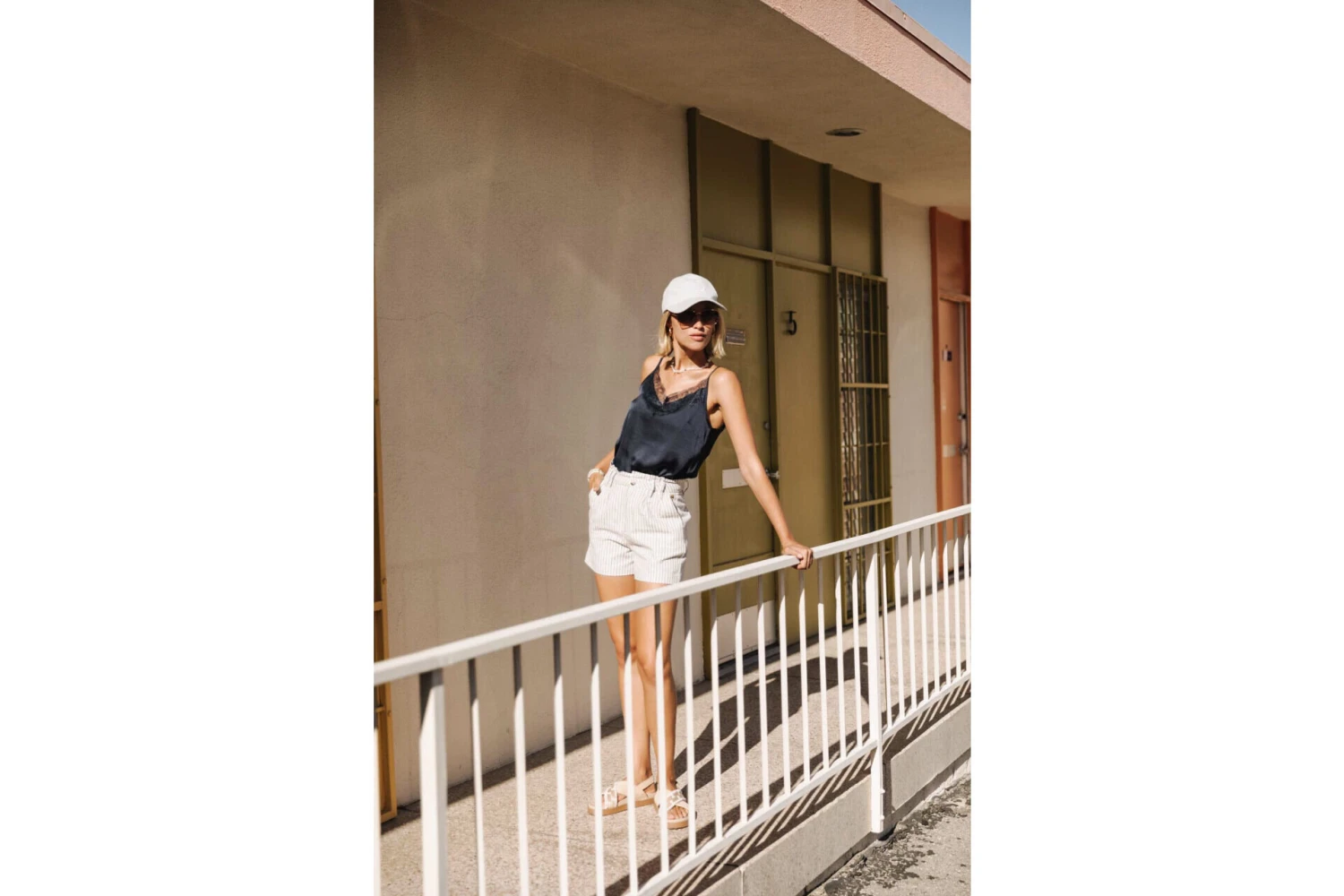 Freeman T. Porter Vanessa Varda Short Coupe Large Femme, Original – Image 6