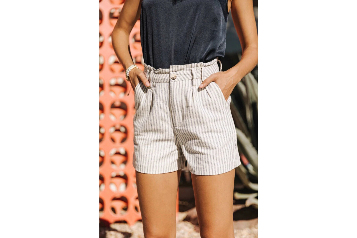 Freeman T. Porter Vanessa Varda Short Coupe Large Femme, Original – Image 8