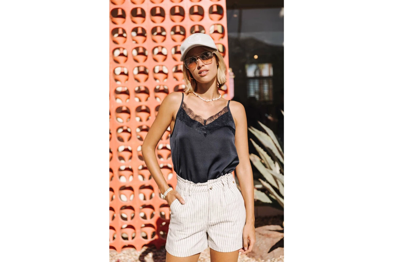 Freeman T. Porter Vanessa Varda Short Coupe Large Femme, Original – Image 9