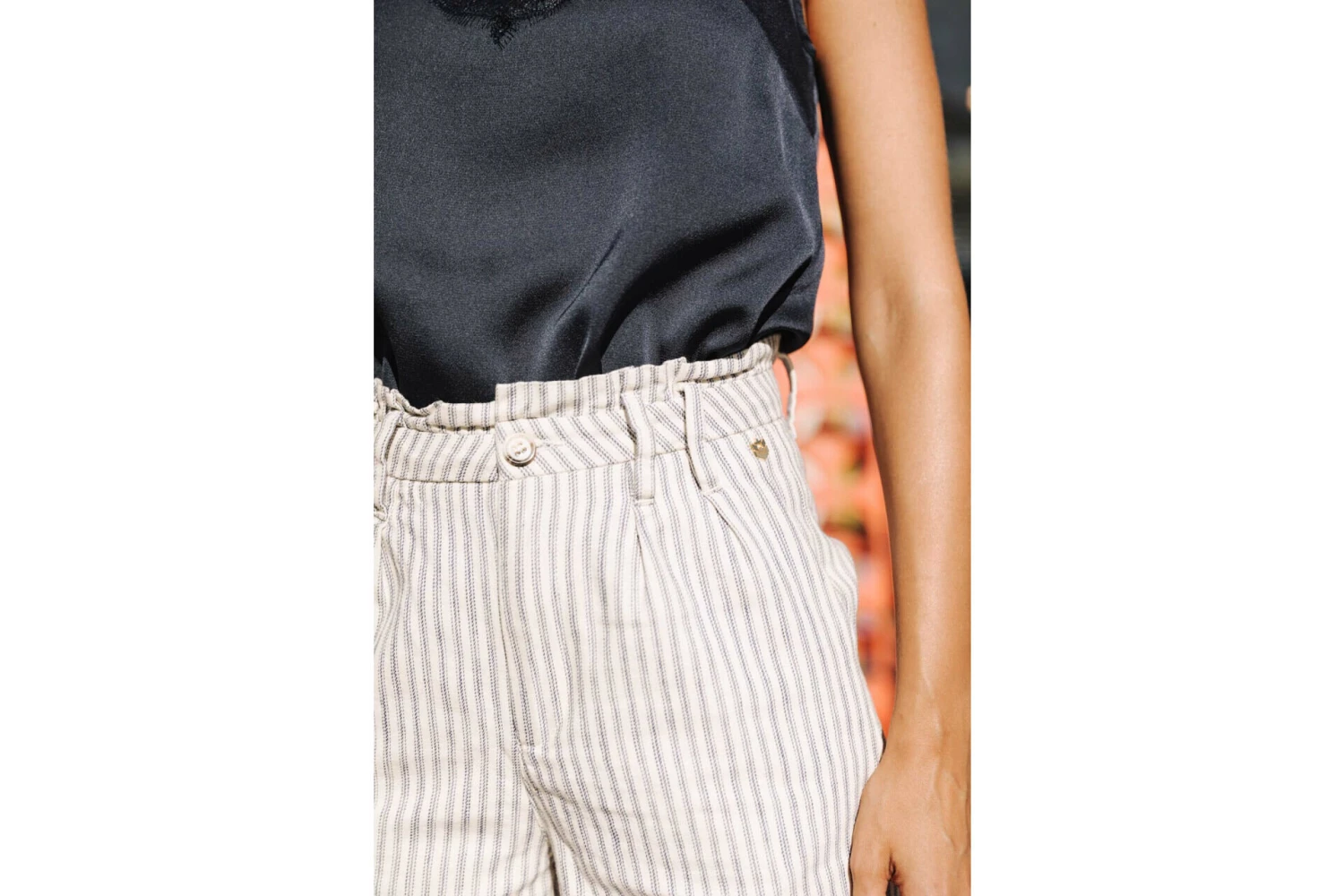 Freeman T. Porter Vanessa Varda Short Coupe Large Femme, Original – Image 10