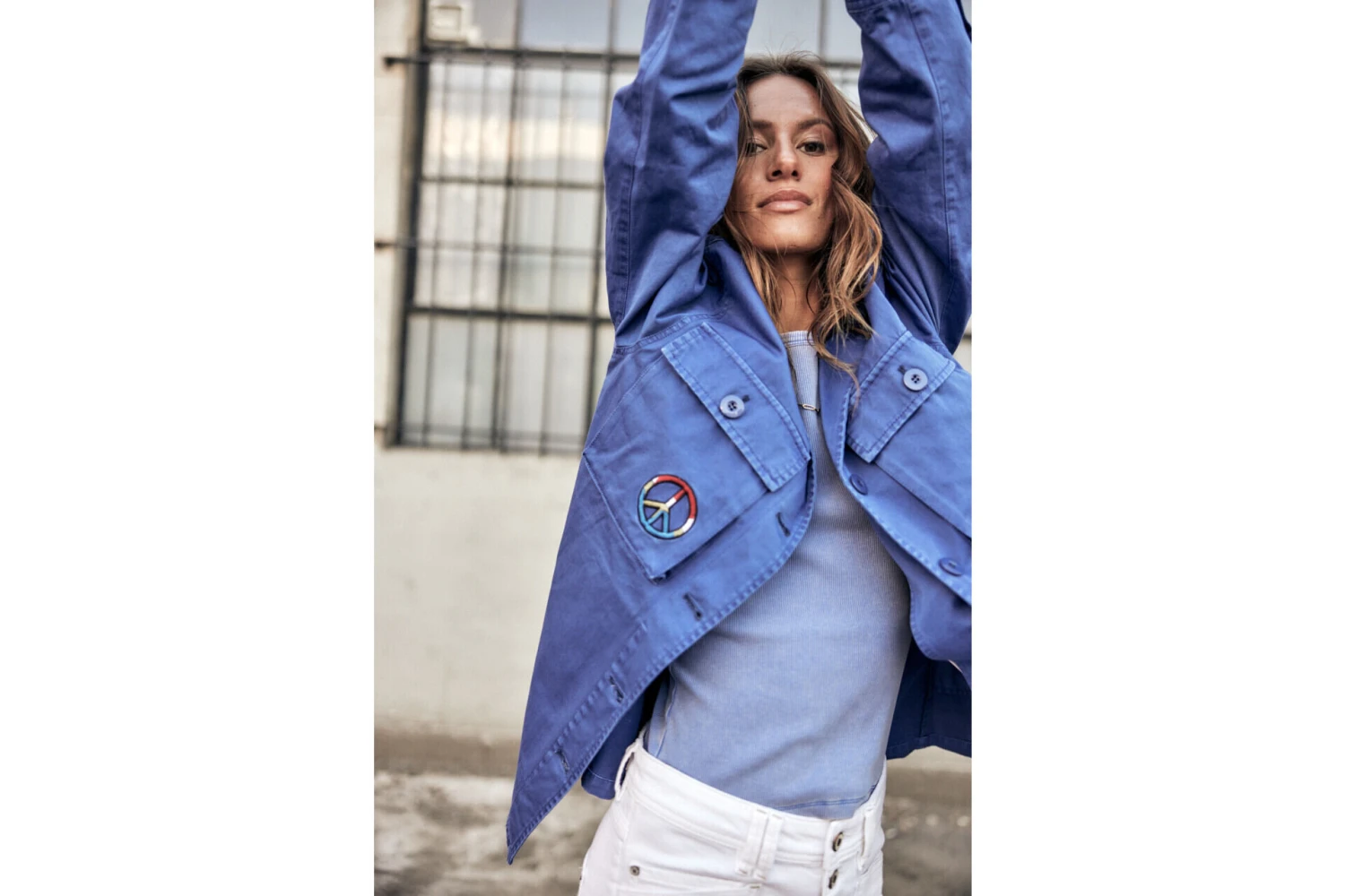 Freeman T. Porter Venty Patches 2 Veste Surchemise Femme, Dazzling Blue – Image 11